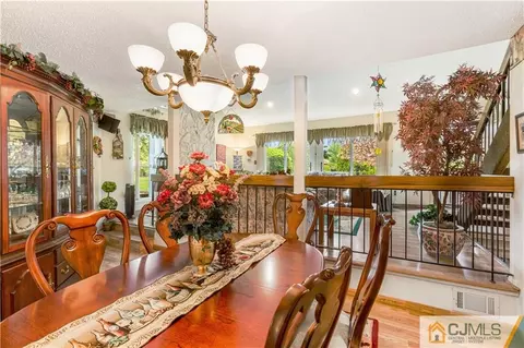 131 Westgate Dr, Edison, NJ 08820 photo 8