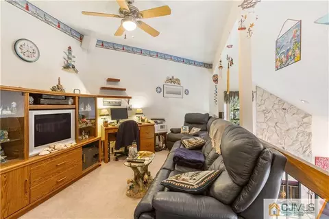 131 Westgate Dr, Edison, NJ 08820 photo 14