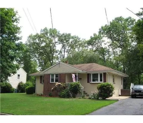 515 Melrose Ave, Middlesex, NJ 08846 photo 1