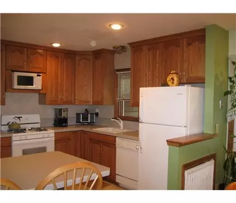 515 Melrose Ave, Middlesex, NJ 08846 photo 7