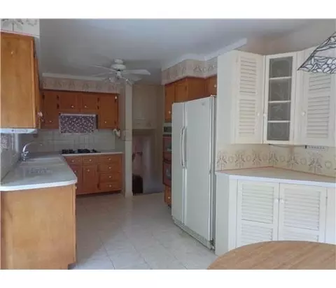 31 Scheid Dr, NJ 08859 photo 10