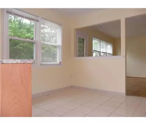 6 Yardley St, Edison, NJ 08820 photo 7