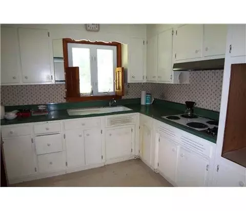 58 Tower Rd, Edison, NJ 08820 photo 3