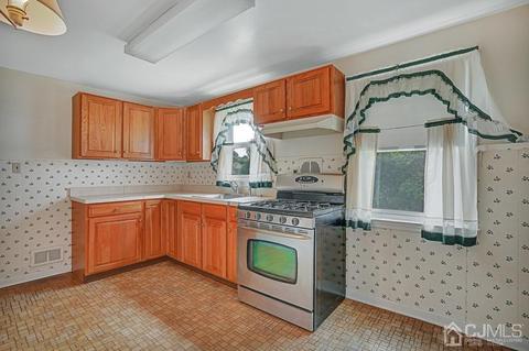 327 Second St, Middlesex, NJ 08846 photo 8