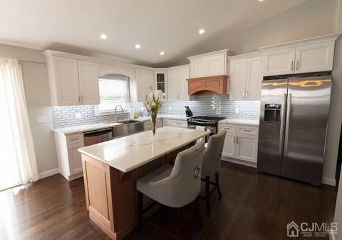 75 Harmon Rd, Edison, NJ 08837 photo 11