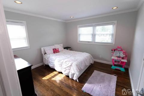 75 Harmon Rd, Edison, NJ 08837 photo 22