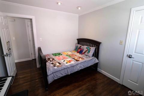 75 Harmon Rd, Edison, NJ 08837 photo 25