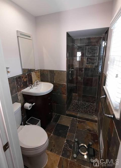 75 Harmon Rd, Edison, NJ 08837 photo 21