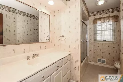 12 Fox Hill Rd, Edison, NJ 08820 photo 22