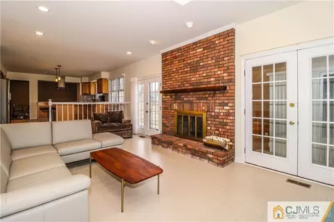 12 Fox Hill Rd, Edison, NJ 08820 photo 3