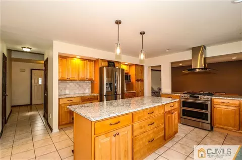 12 Fox Hill Rd, Edison, NJ 08820 photo 9