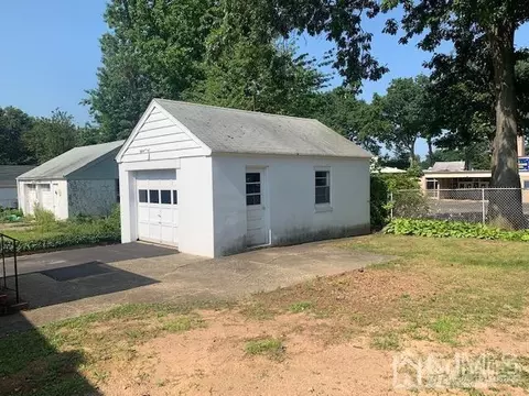 41 Maple Ave, Edison, NJ 08837 photo 17