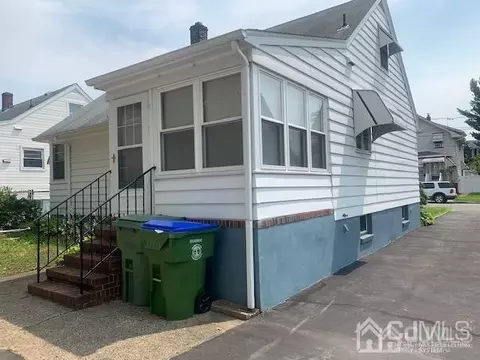 41 Maple Ave, Edison, NJ 08837 photo 3