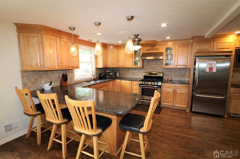 48 Second St, Edison, NJ 08837 photo 4