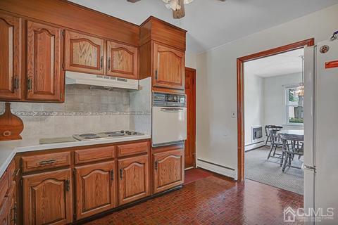 37 Orchard Rd, Middlesex, NJ 08846 photo 10