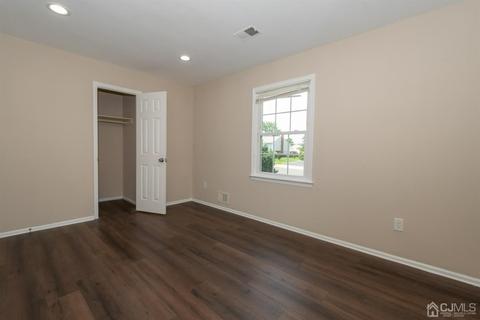 16 Roxy Ave, Edison, NJ 08820 photo 14