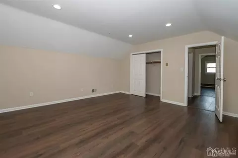 16 Roxy Ave, Edison, NJ 08820 photo 25