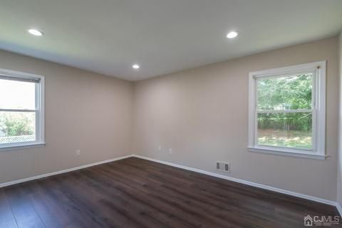 16 Roxy Ave, Edison, NJ 08820 photo 19