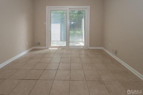 16 Roxy Ave, Edison, NJ 08820 photo 12
