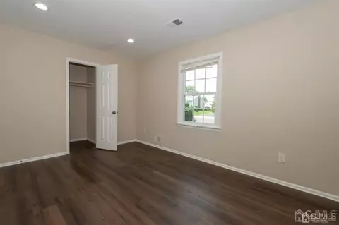 16 Roxy Ave, Edison, NJ 08820 photo 14