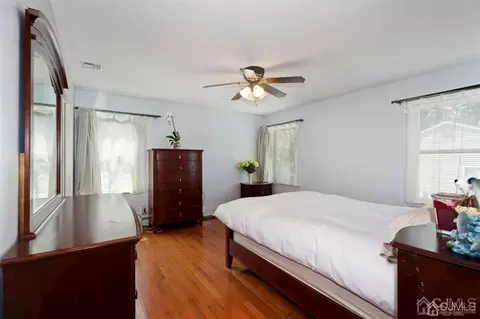 70 Lloyd St, Edison, NJ 08817 photo 15