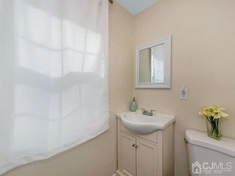 444 Old Post Rd, Edison, NJ 08817 photo 9