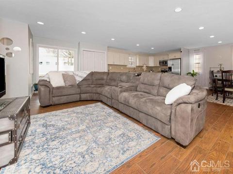 444 Old Post Rd, Edison, NJ 08817 photo 2