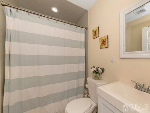 444 Old Post Rd, Edison, NJ 08817 photo 14