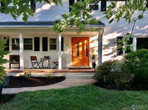 9 Devon Rd, Edison, NJ 08820 photo 1