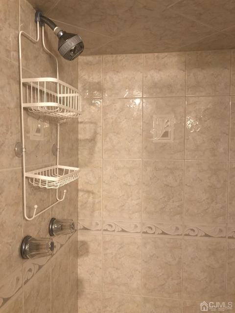 9 Devon Rd, Edison, NJ 08820 photo 27