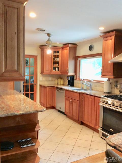 9 Devon Rd, Edison, NJ 08820 photo 42