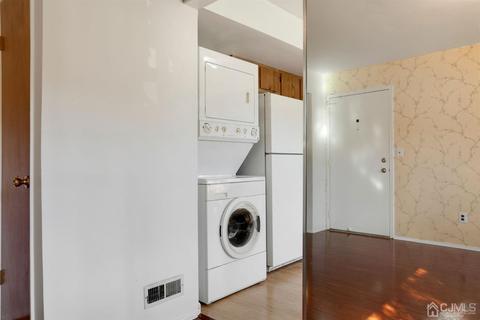 1944 Raspberry Ct, Edison, NJ 08817 photo 13