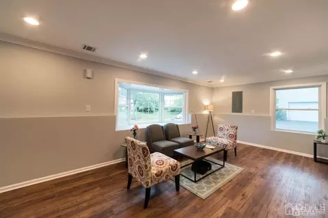 25 Jonathan Dr, Edison, NJ 08820 photo 27