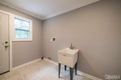 25 Jonathan Dr, Edison, NJ 08820 photo 26