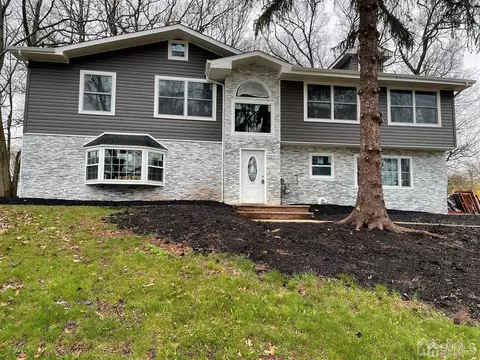 25 Jonathan Dr, Edison, NJ 08820 photo 46