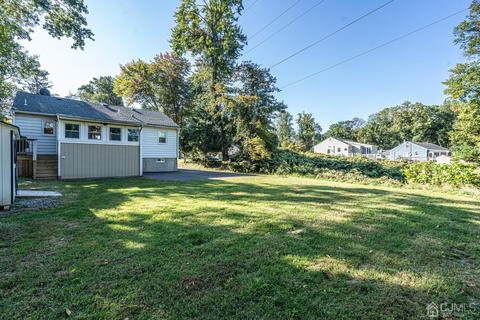 596 Mountain View Ter, Middlesex, NJ 08846 photo 8