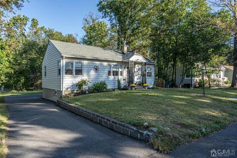 596 Mountain View Ter, Middlesex, NJ 08846 photo 1