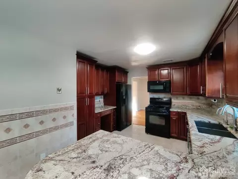 47 Brookside Rd, Edison, NJ 08817 photo 10