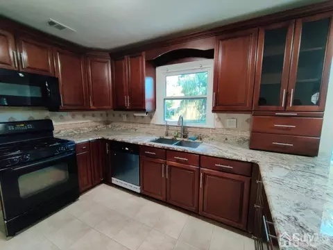 47 Brookside Rd, Edison, NJ 08817 photo 11