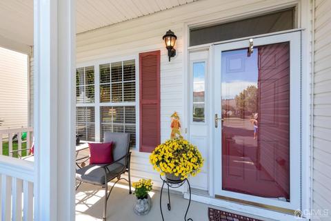 22 Appleby Dr, Helmetta, NJ 08828 photo 5