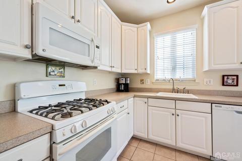 22 Appleby Dr, Helmetta, NJ 08828 photo 10