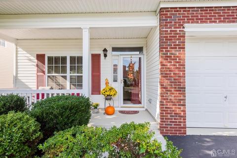 22 Appleby Dr, Helmetta, NJ 08828 photo 3