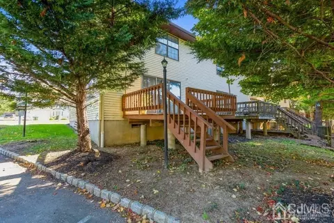 51 Main St, Edison, NJ 08837 photo 4