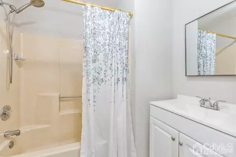 51 Main St, Edison, NJ 08837 photo 22