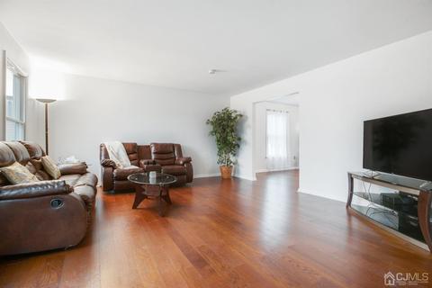 188 Plainfield Rd, Edison, NJ 08820 photo 3