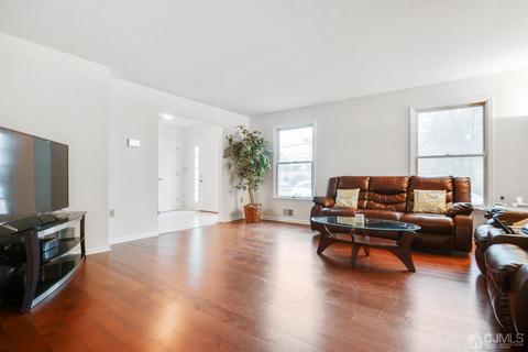 188 Plainfield Rd, Edison, NJ 08820 photo 2