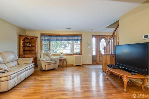 166 Echo Ave, Edison, NJ 08837 photo 4