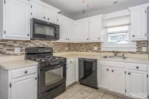 315 A St, Middlesex, NJ 08846 photo 8