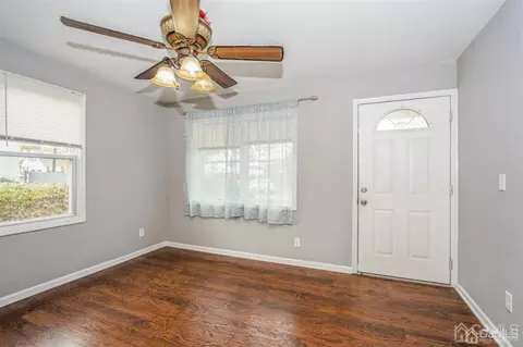 315 A St, Middlesex, NJ 08846 photo 4