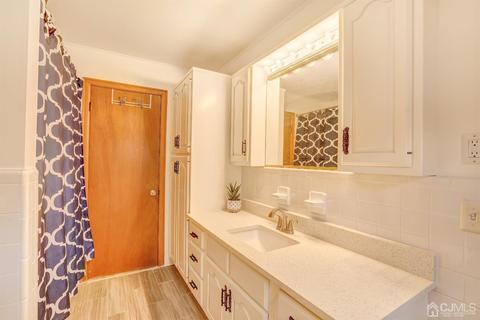 101 4th St, Middlesex, NJ 08846 photo 10
